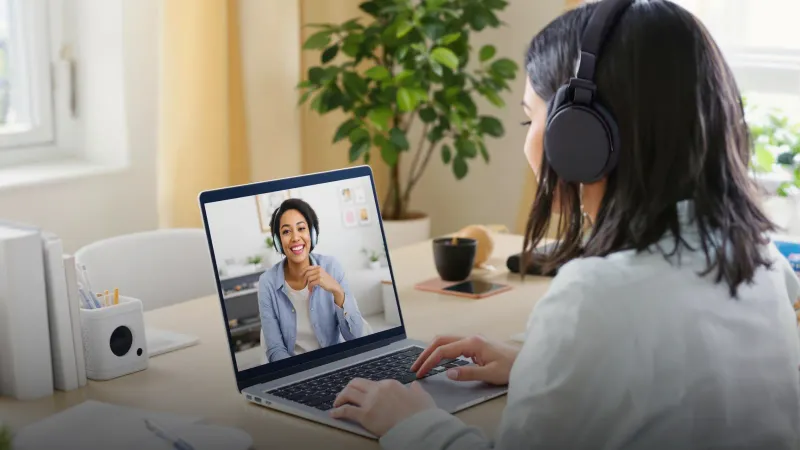 How to Be a Better Podcast Host: 7 Interview Tips